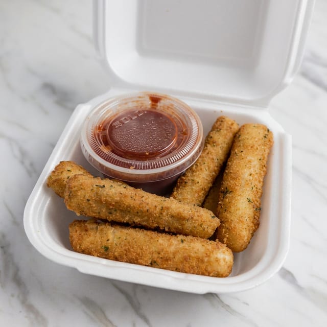 Mozzarella Stick (6 Pc).